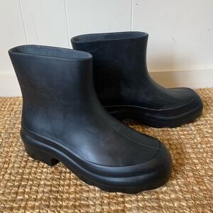 Vince Nia Black Chunky Waterproof Ankle Rain Boot *New